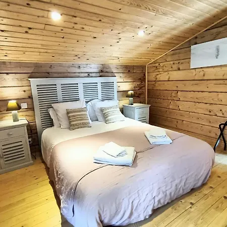 Chalet Superb Modern Chalet With 12 Possible Beds In The Middle Of The Countryside
