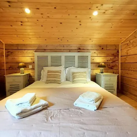 Chalet Superb Modern Chalet With 12 Possible Beds In The Middle Of The Countryside