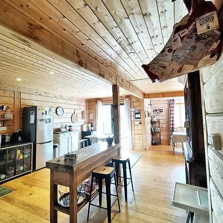 Superb Modern Chalet With 12 Possible Beds In The Middle Of The Countryside Chalet La Bastide-de-Serou